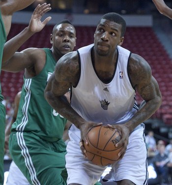 拉高了他的 拉高了他的