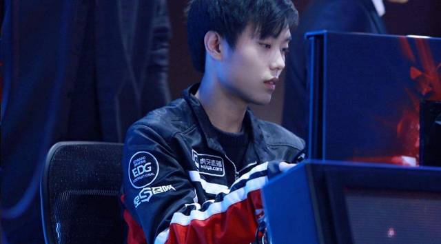 财政压力众 财政压力众